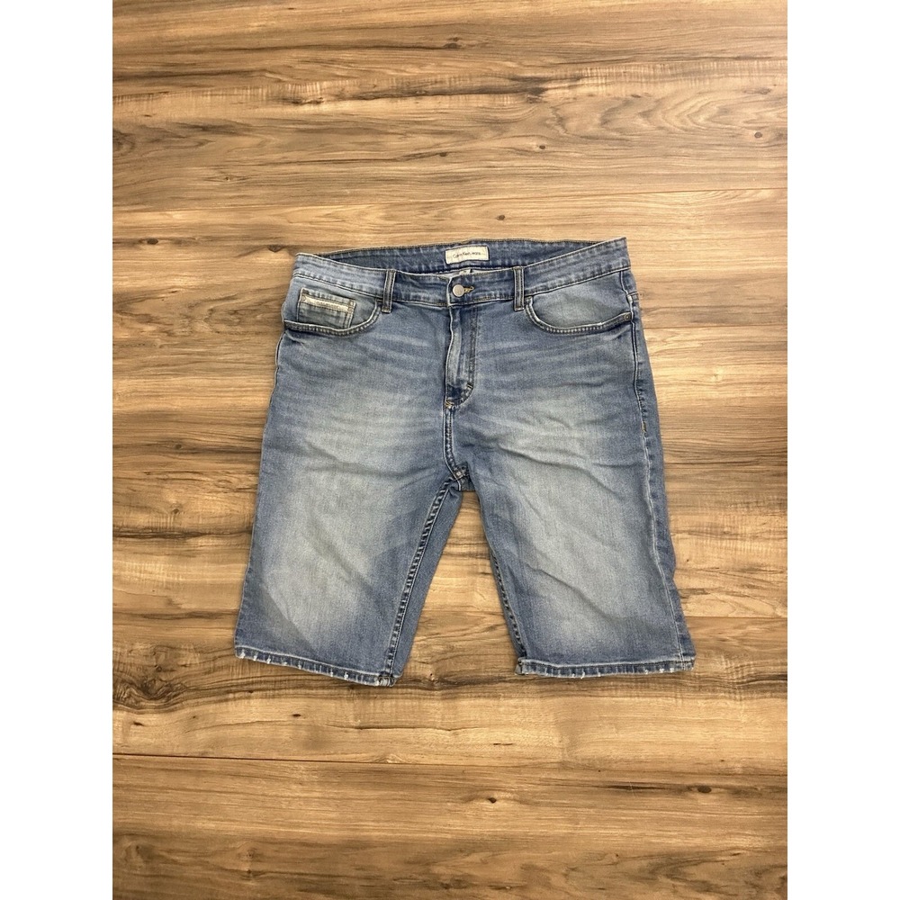 Calvin Klein Jeans Men Capri‎ Shorts Size 36 Blue